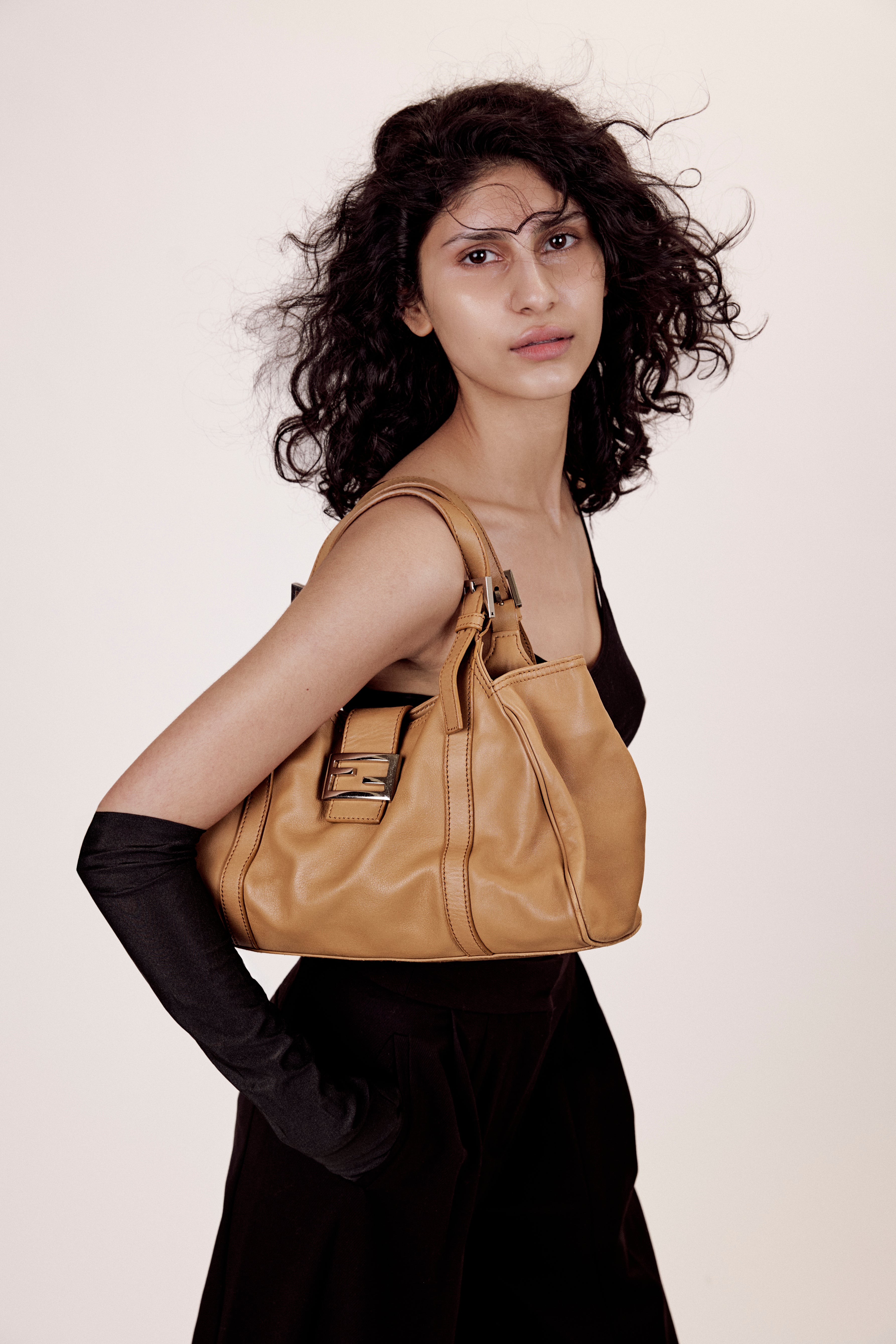 FENDI BEIGE LEATHER PICCOLA BAG