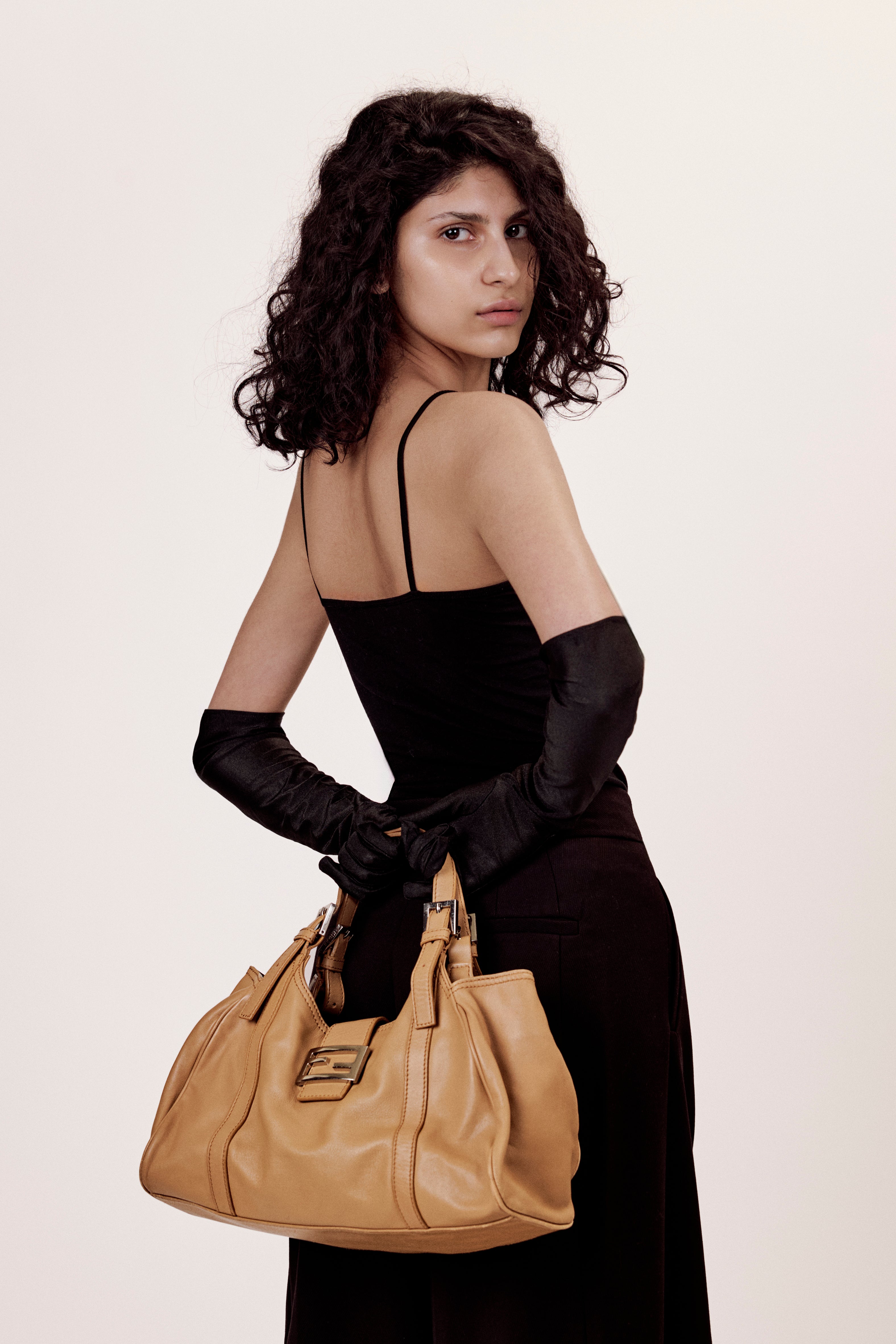 FENDI BEIGE LEATHER PICCOLA BAG