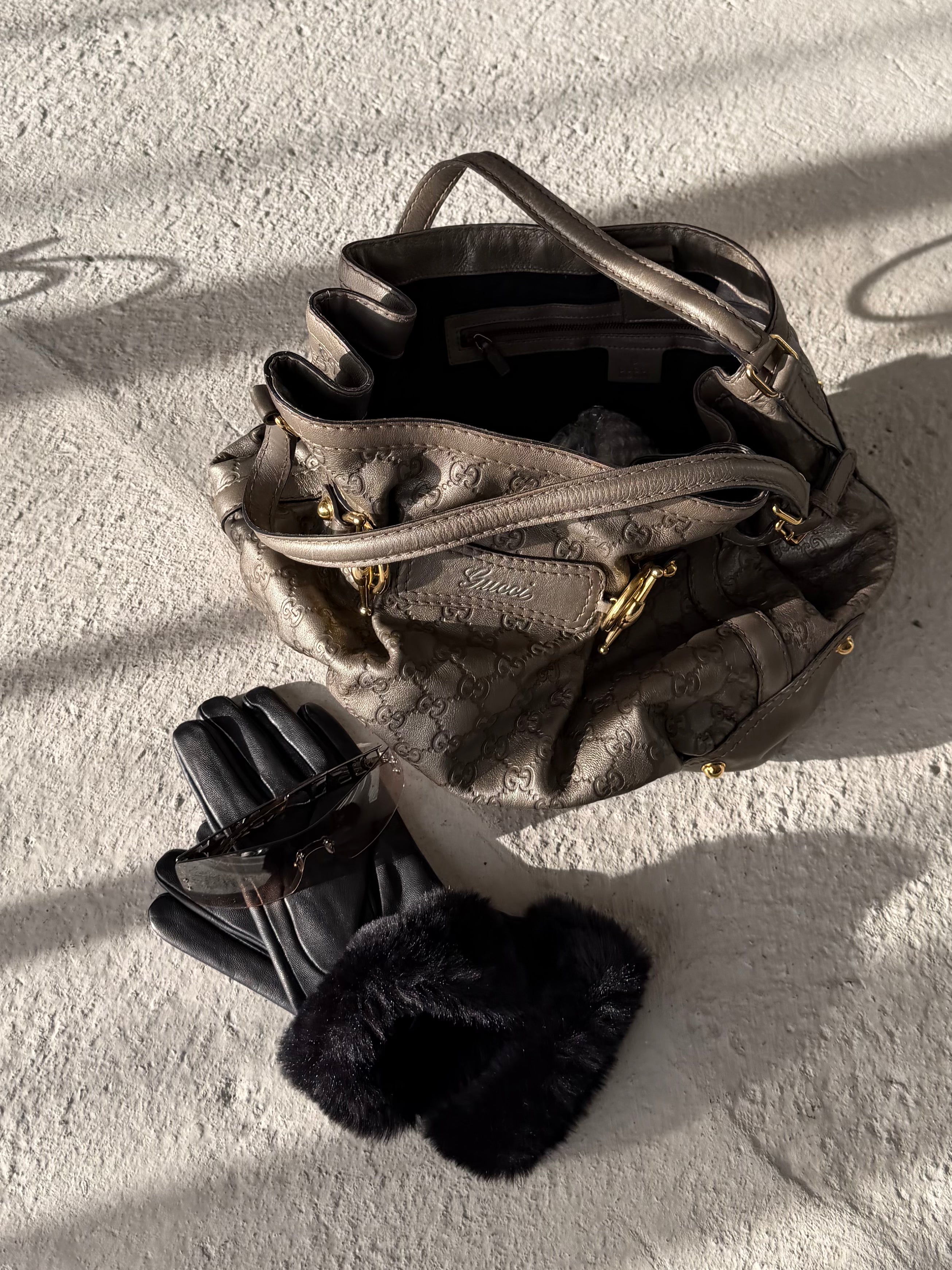 GUCCI GREY SUKEY MONOGRAM LEATHER SHOULDER BAG